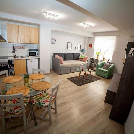 Apartamento Fedelena Sevilla Buitenkant foto